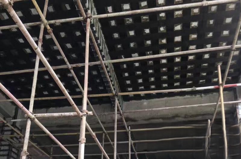 平和碳纤维加固施工技术操作的关键方法